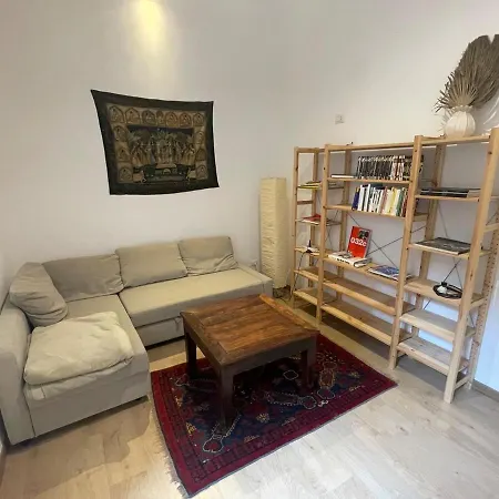 Theo's House In Ostiense Apartment